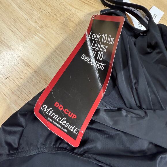 Miraclesuit NWT Solid Black Net Work Madero Underwire One Piece Swimsuit Sz 10DD - Picture 14 of 14